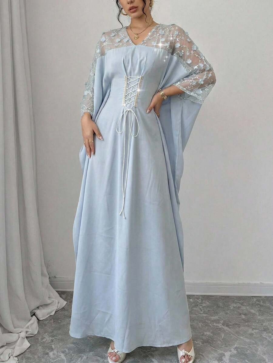 Yasmyna 女士优雅薄纱拼接蝙蝠袖前系带后打结宽松阿拉伯传统长裙 - 淺藍色 - 查看 1