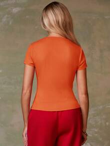 Athîral 女士休闲橙色短袖单排扣衬衫，休闲橙色上衣，女士短袖衬衫，春季女装，春假女装，夏季女装，春季女装，沙滩装，女士休闲衬衫，女士度假装，女士修身上衣，女士办公上衣，女士修身衬衫 - 橘色 - 查看 2