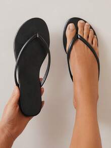 SHUZIA Women's Round Toe T Strap Thong Poolside Flip Flop Sandals - Black - View 2