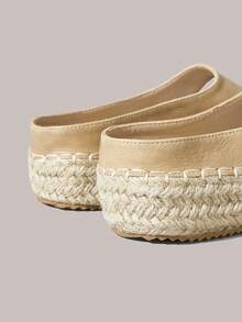 Styleloop 女士厚底麻绳时尚度假圆头搭扣鞋 - 杏色 - 查看 4