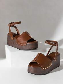 VACAZURE Women's Minimalist One Band Ankle Strap Thick Platform Sandals With Rivets Decor - Maroon - View 1