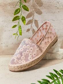 Solezae Women's Elegant Floral Embroidery Round Toe Flat Espadrilles - Apricot - View 6