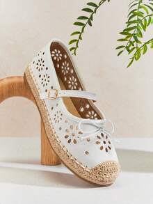 Solezae Women's Elegant Floral Cut-Out Round Toe Mary Jane Flat Espadrilles - White - View 2