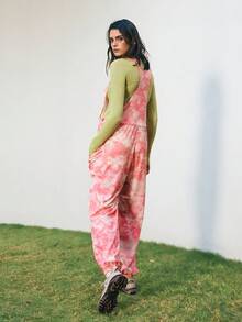 SHEIN Unity RUN HIK Women's Printed Loose Casual Jumpsuit With Pockets Tie Dye  For Woman Loose  Resort Wear Sunset  Women's Sleeveless Pink Tie Dye Active Dress With Slits For Summer Play
Casual Women's Pink And White Tie-Dye Midi Active Dress With Thin Straps
Comfortable Women's Tie Dye Slip Dress With Side Split For Everyday Casual Wear,Casual,Spring Outfit, Summer Outfit For Women,Going Out Outfits - Pink - View 2