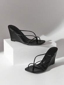 SHUZIA Women's Square Toe Thong Straps Wedge Slip-On Sandals - Black - View 4