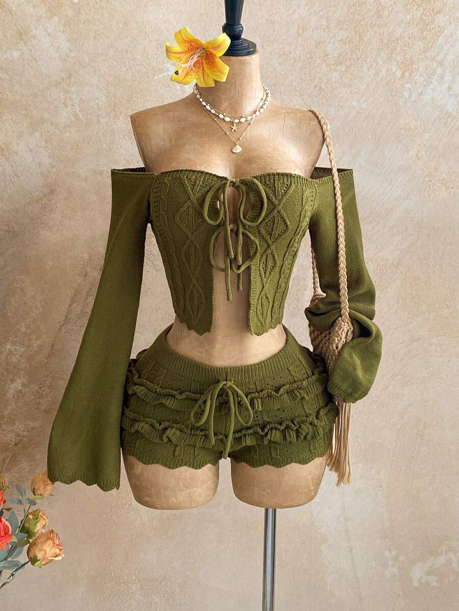 Soleia 女士几何扭结图案前系带露肩长袖毛衣和针织短裤套装 - 橄欖綠 - 查看 1