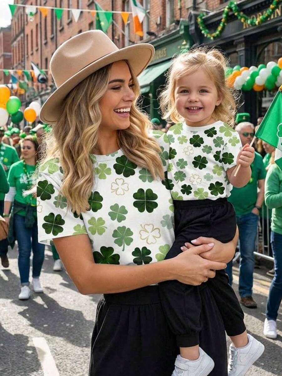 EMERY ROSE 圣帕特里克节四叶草图案印花女式圆领短袖休闲T恤 – 节日派对、春季、春假、夏季 - 彩色 - 查看 1