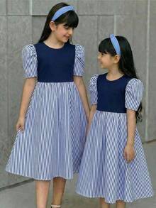 SHEIN 少女撞色蝴蝶结装饰无袖方领A字碎花连衣裙 - 藍色 - 查看 4