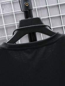 Camiseta de verano casual de manga corta con cuello redondo y estampado de moda para hombres, lavable aáquina, cómoda ropa casual para exteriores, camisa lavable aáquina 4RHG - Negro - Ver 4