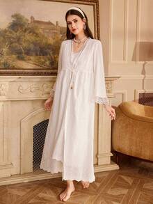 SHEIN 女士白色蕾丝刺绣宫廷风长袖睡袍睡衣两件套 - 白色 - 查看 5