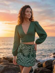 CAJUNI 女士休闲V领短款长袖衬衫，秋季款 - 綠色 - 查看 5