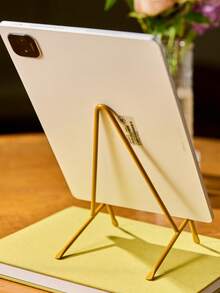 Cirelle Triangular Metal Display Stand - Geometric Iron Shelf For Home Decor & Organizing Small Items - Multicolor - View 5