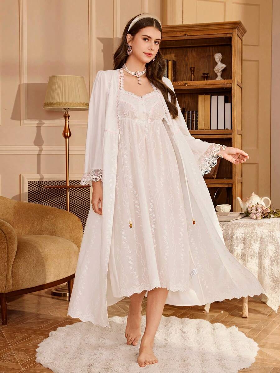SHEIN 女士白色蕾丝刺绣宫廷风长袖睡袍睡衣两件套 - 白色 - 查看 1