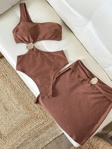 Swim Chiccia 纯色面料，金属装饰，单肩设计，优雅度假沙滩女士泳衣套装 - 棕色 - 查看 3