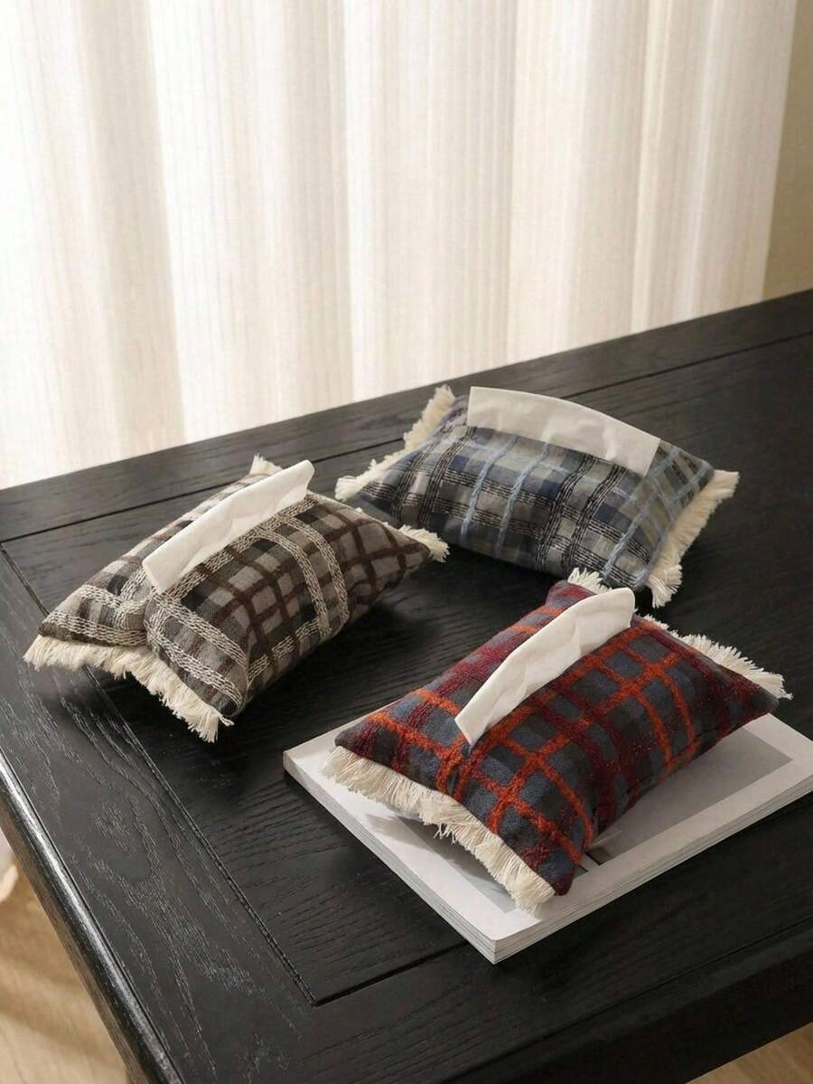 Cirelle Hộp đựng khăn giấy viền tua rua kẻ caro, hộp đựng khăn giấy bằng vải trang trí với thiết kế dệt cổ điển, hộp đựng khăn giấy hình chữ nhật thời trang cho bàn trang điểm, bàn cà phê, bàn làm việc văn phòng và nội thất xe hơi, món quà tân gia, sinh nhật và quà tặng chủ nhà hoàn hảo cho bạn bè, gia đình, những người đam mê trang trí nhà cửa và những người yêu thích phong cách tối giản, mùa xuân đến mùa hè.