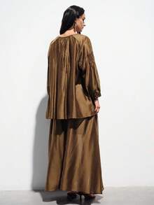 Aveloria Modichic Bộ 2 món gồm áo tay phồng rộng và chân váy dáng suông, chất liệu vải Tencel mỏng nhẹ, kiểu dáng tối giản thoải mái. - Cà phê nâu - Xem 3