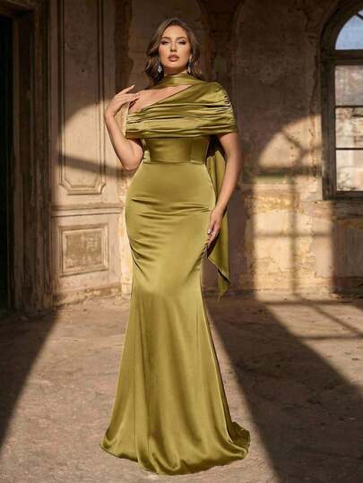 Aureia Plus Size Elegant Romantic Sexy Fashion Army Green Stretch Satin Asymmetric Neckline Halter Mermaid Hem With Train Fashionable Influencer Holiday Birthday Party Wedding Bridesmaid Dress