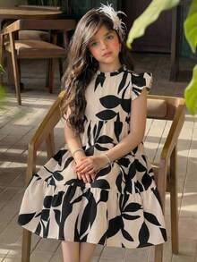 SHEIN LMoss Kids 少女夏季度假风印花荷叶边袖口系带腰部层叠下摆连衣裙 - 彩色 - 查看 3