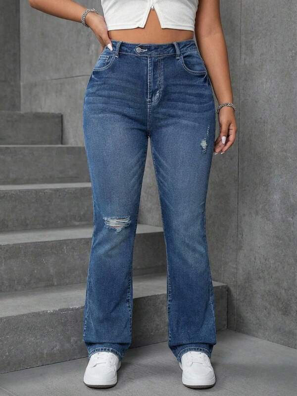 Jeans Campana de Mezclilla para Mujer Talla Grande - Con Roturas en Rodilla y un Estilo Fresco y Moderno