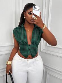 Xyvia 女士春夏新款复古休闲格子V领纽扣短款短袖衬衫，百搭日常穿着 - 綠色 - 查看 6