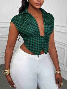 Xyvia 女士春夏新款复古休闲格子V领纽扣短款短袖衬衫，百搭日常穿着 - 綠色 - 查看 5