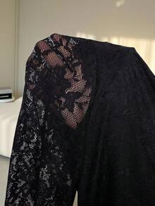 SHEIN Clasi 女士优雅蕾丝荷叶边袖收腰短款派对连衣裙，适合春季、夏季、秋季、情人节穿着。 - 黑色 - 查看 8