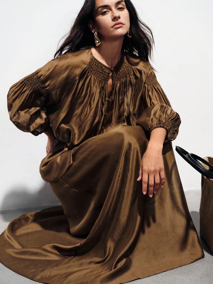 Aveloria Modichic Bộ 2 món gồm áo tay phồng rộng và chân váy dáng suông, chất liệu vải Tencel mỏng nhẹ, kiểu dáng tối giản thoải mái. - Cà phê nâu - Xem 1