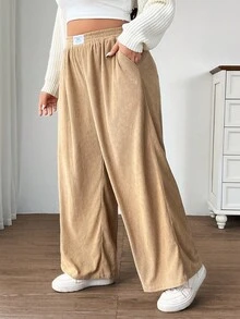 SHEIN CURVE+ 大码女式高腰宽松灯芯绒裤，带口袋和贴布设计，适合校园、日常穿着、室内工作、秋冬季节穿着。 - 卡其色 - 查看 4