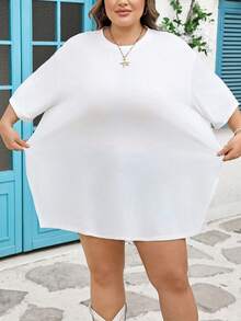 SHEIN CURVE+ Curve 尺码 US22 音乐节、海滨度假、波西米亚风女装春夏时尚休闲宽松舒适基础款日常黑色下摆开衩短袖T恤，简约风格，外出上衣，T恤，女士机场穿搭，欧洲春夏秋冬 - 白色 - 查看 3