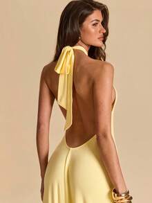 SHEIN BAE 纯黄色/浅黄色露背吊带针织长裙，适合海滩度假，宽松针织沙滩长裙，休闲连衣裙 - 淡黃色 - 查看 5