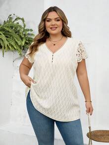 SHEIN CURVE+ Curve 尺码 US22 音乐节、海滨度假、波西米亚风女士夏季T恤、优雅上衣、白色T恤、提花针织T恤、撞色蕾丝T恤 - 杏色 - 查看 9