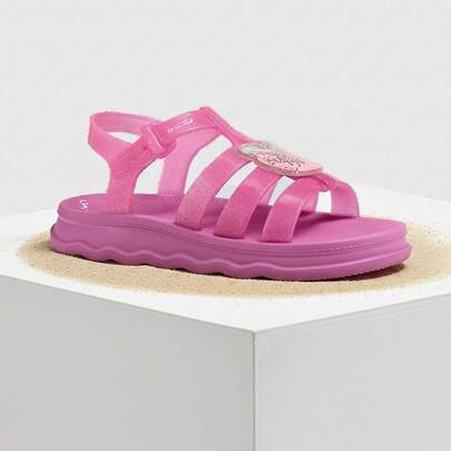 Sandalia De Niña, Sandalia Entrenador Carly 4186 En Color Fiusha, Sandalia Linda Y Comoda Ideal Para Convinar Con Outfis Casuales O De Vacaciones, Excelentes Para Caminatas Largas, Paseos En La Playa, O Viajes De Vacaciones