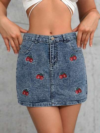 Falda short corta bordado de cereza con aplique de brillos dama casual mezclilla elastica primavera verano cherry