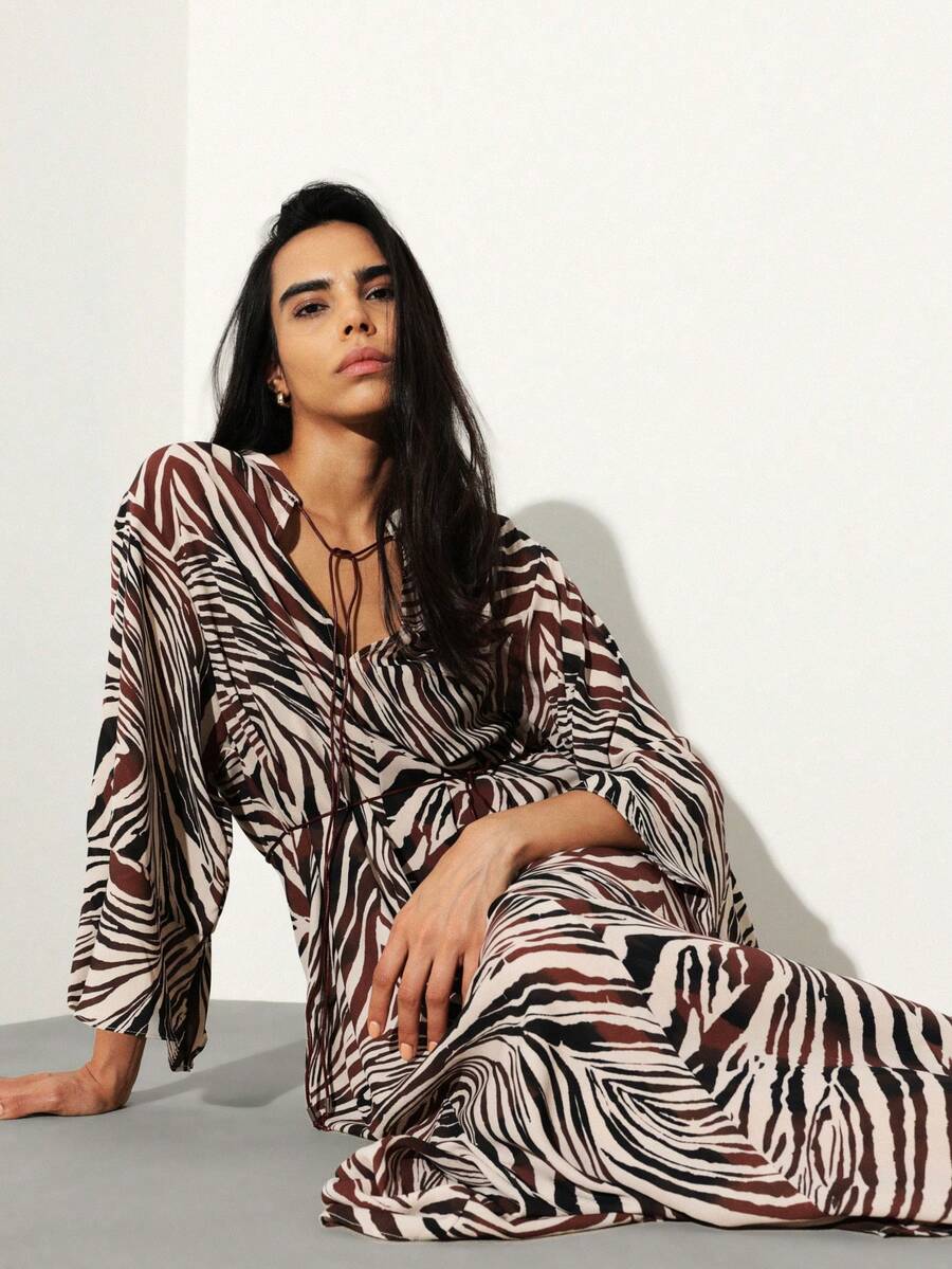 KSTM 女士长款系带卡夫坦连衣裙，抽象斑马纹印花，V领，七分袖，飘逸长裙 - 彩色 - 查看 1