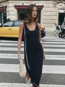 Nöista Knit Fitted Black Dress With Contrats Lines On The Side, Round Neckline And Opening On The Side. Spring Dress Woman, Summer Clothes, Vacation Outfits Women, Vacation Dress, Beach Vacation Outfits For Women. - Navy Blue - View 3