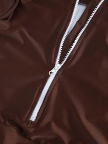 Swim Mulvari 新款女士优雅保守两件式布基尼泳衣套装 - 长袖上衣饰有3D立体花卉贴花，搭配全长紧身裤 - 纯棕色 - 顺滑弹力速干防紫外线面料 - 夏季度假沙滩装 - 棕色 - 查看 6