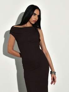 KSTM Elegant Draped One Shoulder Midi Dress With Side Slit For Evening Occasions - Brown - View 5