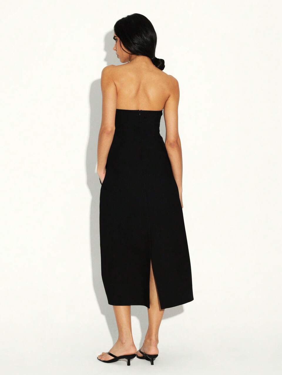 KSTM Strapless Black Midi Dress With Straight Neckline Perfect For Evening Party Wedding Guest Formal Occasions Elegant Sleeveless Design