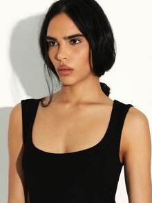 KSTM 女士深U领无袖修身基本款休闲夏季黑色圆领背心 - 黑色 - 查看 5