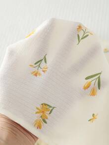 Cozy Pixies Đầm không tay cổ tròn, in hoa, phối màu tương phản cho bé gái. - Màu vàng - Xem 6