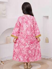 SHEIN 女童碎花拼接简约长袖休闲阿拉伯连衣裙，端庄大方，宽松V领撞色碎花蕾丝边连衣裙，粉色和杏色，适合春夏度假穿着，带流苏 - 淺粉色 - 查看 4