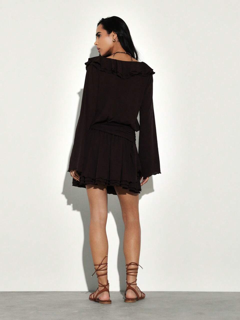 KSTM Abito mini nero con scollo a V arricciato, vita drappeggiata e maniche lunghe, femminile, adatto per uscite serali in autunno e inverno