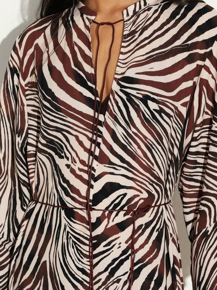 KSTM Women Long Belted Kaftan Dress With Abstract Zebra Print V Neck Three Quarter Sleeves Flowing Maxi