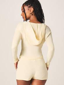 MISSGUIDED Conjunto de sudadera con capucha y shorts a juego de punto acanalado para mujer, de ajuste relajado. Suéter acogedor con top de cuello en V y capucha. Conjunto de ropa de estar en casa cómoda de dos piezas. - Albaricoque - Ver 3