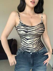 DAZY Tiger Print Fitted Backless Camisole - Multicolor - View 6