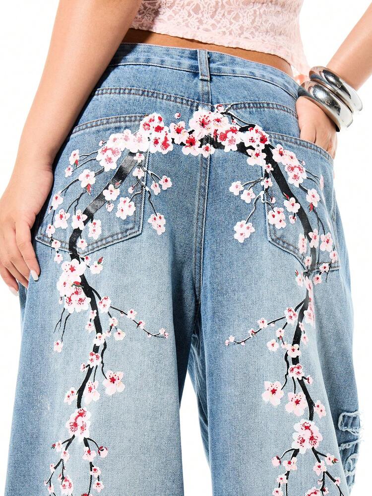 SUMWON WOMEN Jeans a gamba larga con applicazione di fiori di ciliegio