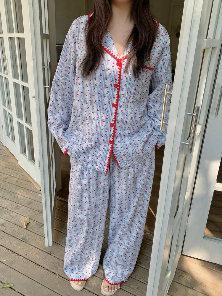Dazy Plus Cute Plaid & Floral All-Over Print Contrast Embroidery Trim Loose Plus Size Women Spring/Summer Pajama Set