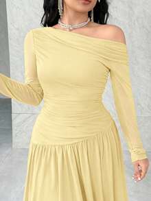Feyla Women's Solid Color Ruched Asymmetric Waist Elegant Long Dress, Suitable For Dates And Parties - Pale Yellow - View 4