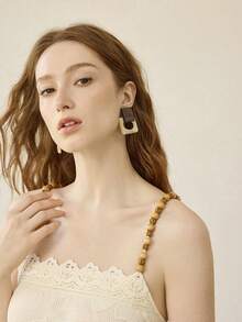 MOTF PREMIUM Pre Wood Spliced Acrylic Earrings - White - View 5
