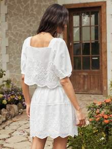 SHEIN ChicEase Conjunto de 2 piezas de blusa de encaje de algodón y falda midi para mujer, estilo romántico y elegante para vacaciones en el campo francés en primavera/verano, color blanco - Blanco - Ver 2